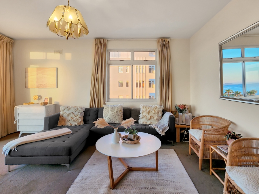 3 Bedroom Property for Sale in Sea Point Western Cape